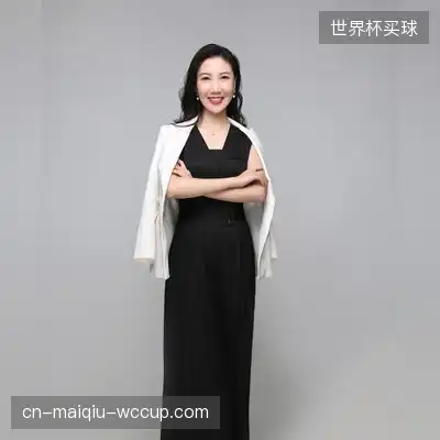 崔鹭月